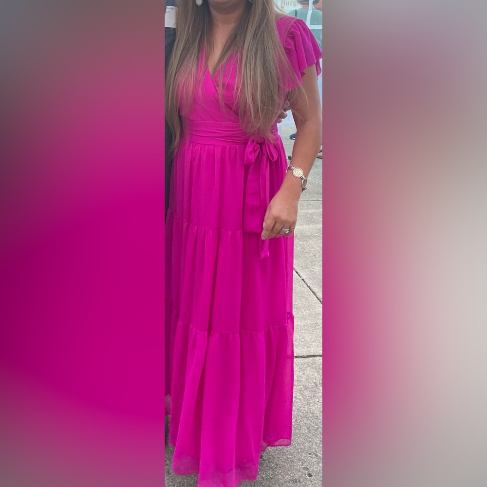 Beautiful maxi dress size 12 fits medium